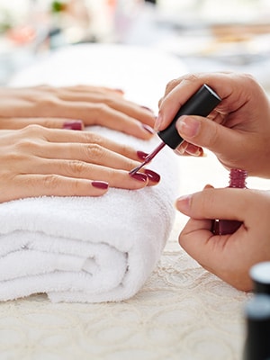 CND Vinylux manicure treatment